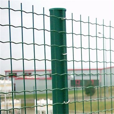 Euro Outdoor Garden PVC revestido Welded Wire Mesh Roll Black Green Fence para dobrar corte de aço Wire Mesh