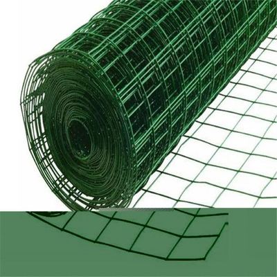 Painel de cerca de metal verde resistente à corrosão e anticorrosivo revestido de PVC com malha euro soldada