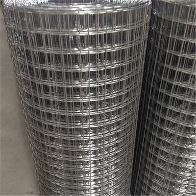 Rolos de malha de arame soldado de aço galvanizado largo de malha de arame direto da fábrica
