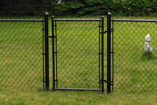 100ft 50ft 8ft 6 Ft Galvanizado Chain Link Fence Rolls 2.0mm Cyclone Mesh Fencing 2