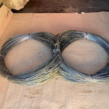 0.4-0.9mm Barreira anti-tanque Malha de arame el&eacute;trico Pistas de tanque Feridas de a&ccedil;o Cercas de arame el&eacute;trico 2