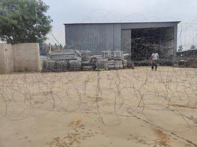 Barreira Anti-Malha de Tanque Malha Metal Invis&iacute;vel Cercas de Arame de A&ccedil;o Galvanizado 0